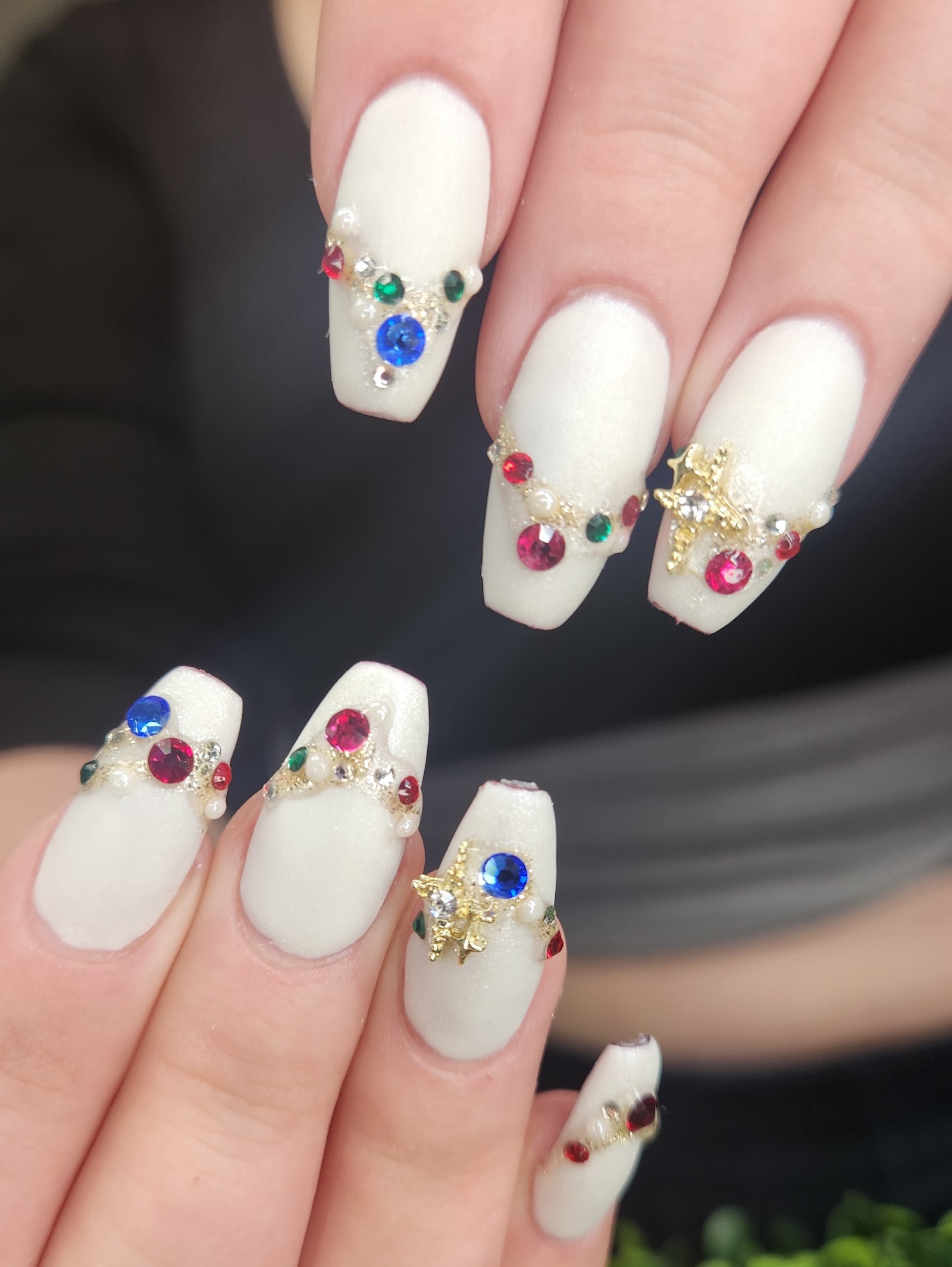 The Rusty Nail Salon nail photo 1