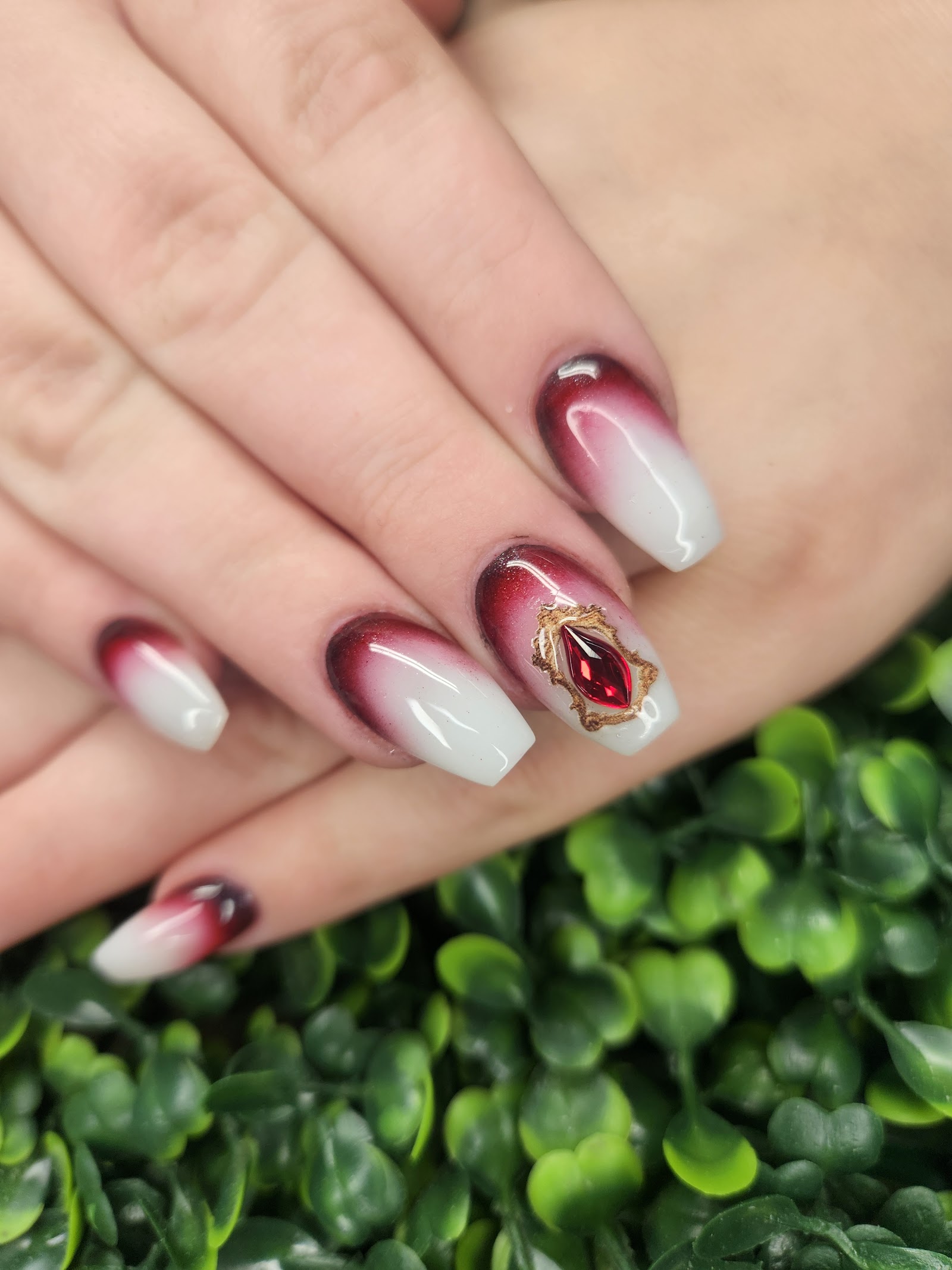 The Rusty Nail Salon nail photo 2