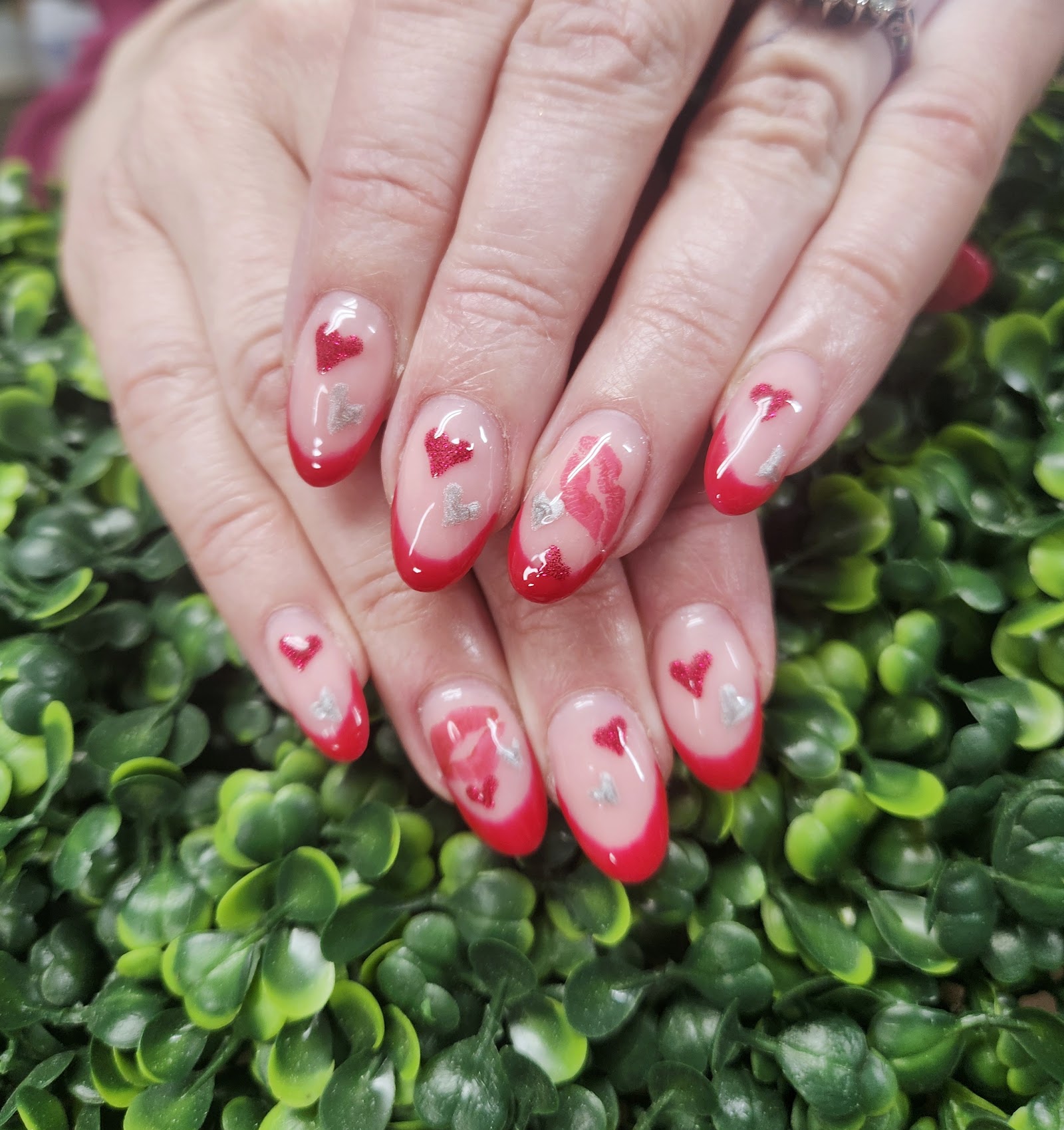 The Rusty Nail Salon nail photo 6