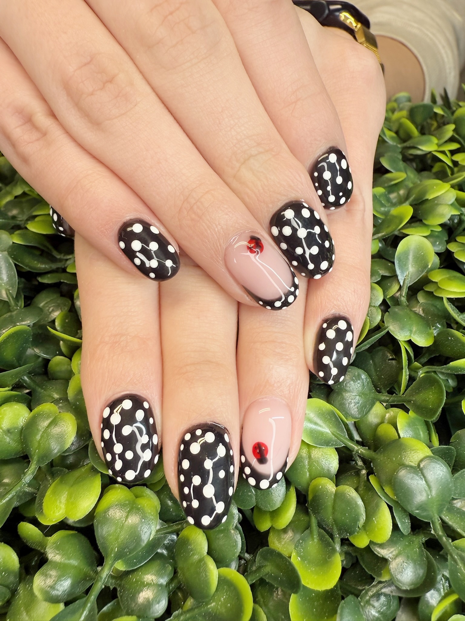 The Rusty Nail Salon nail photo 8